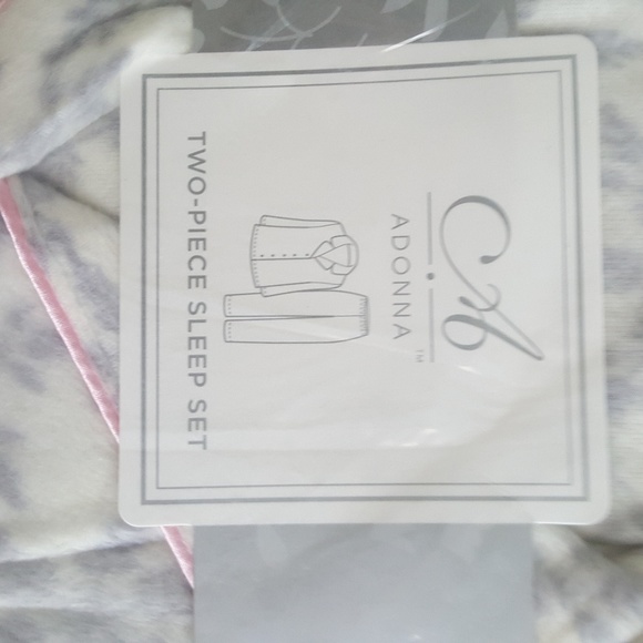 Adonna 2pc pajama Medium NWT - Picture 2 of 5